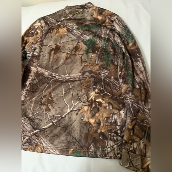 Under Armour RealTree Camo Large Long Sleeve - Picture 4 of 5